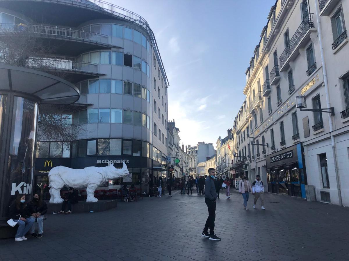 Studio Avec Balcon & Parking Gratuit - Tours Gare Экстерьер фото